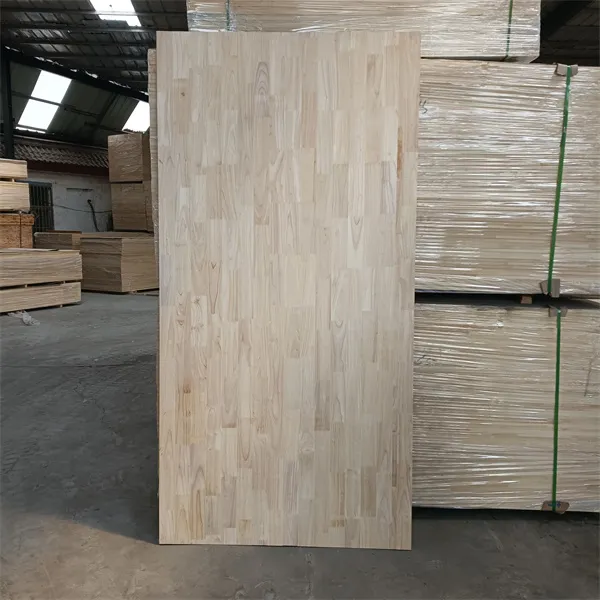 AA kategorijas gumijas koka plāksne